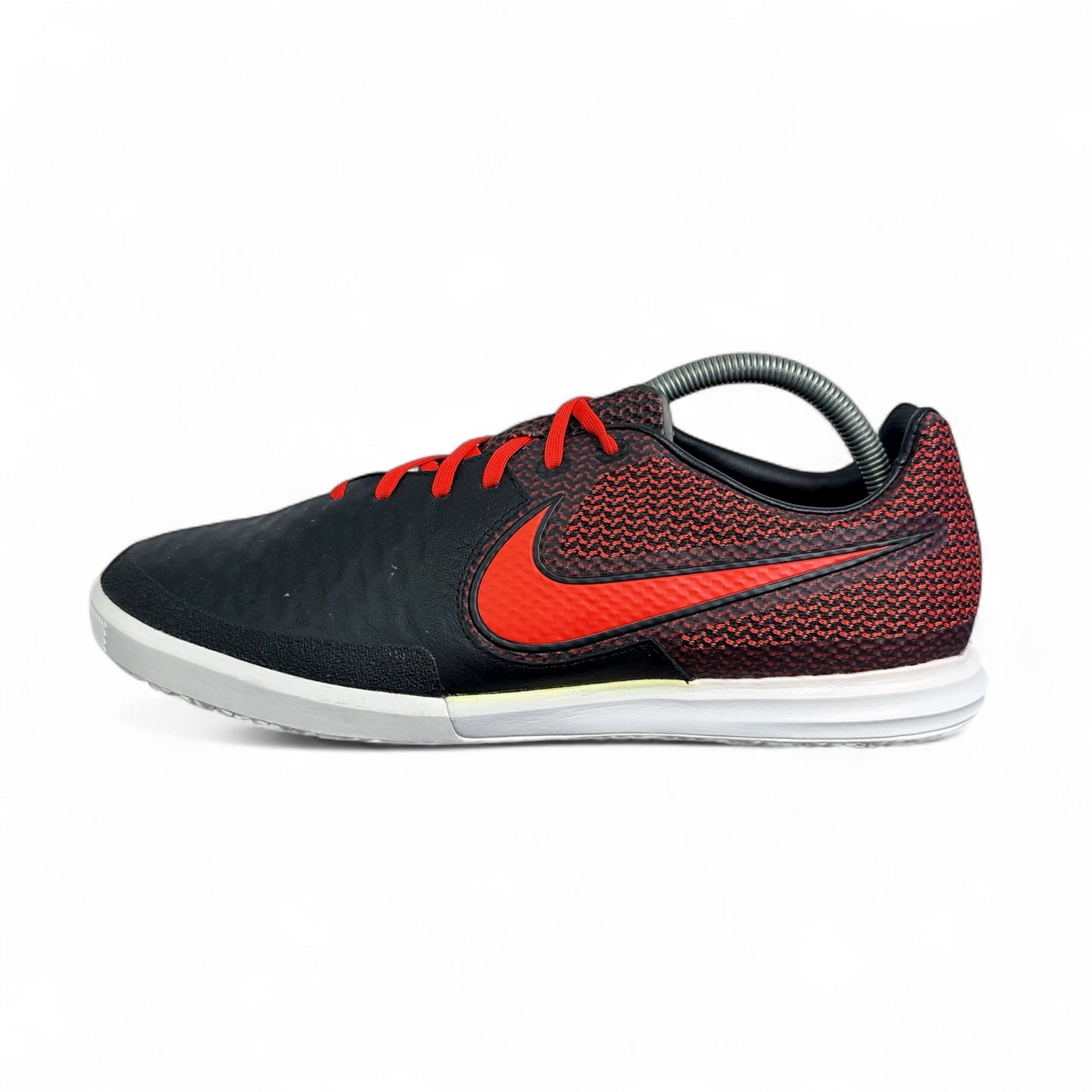 Nike MagistaX Finale IC « Black / Red »