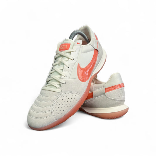 Nike Streetgato « Blanc / Apricot Agate »