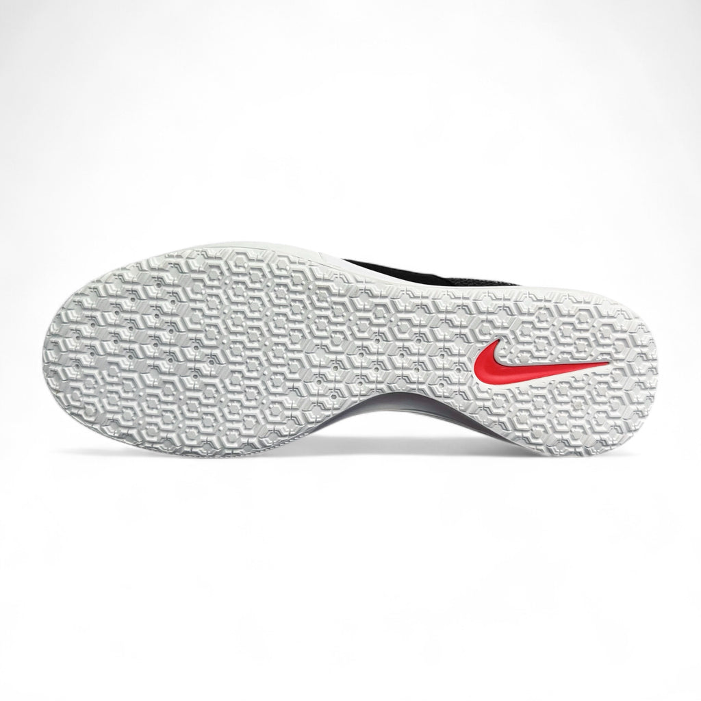 Nike MagistaX Finale IC « Black / Red »