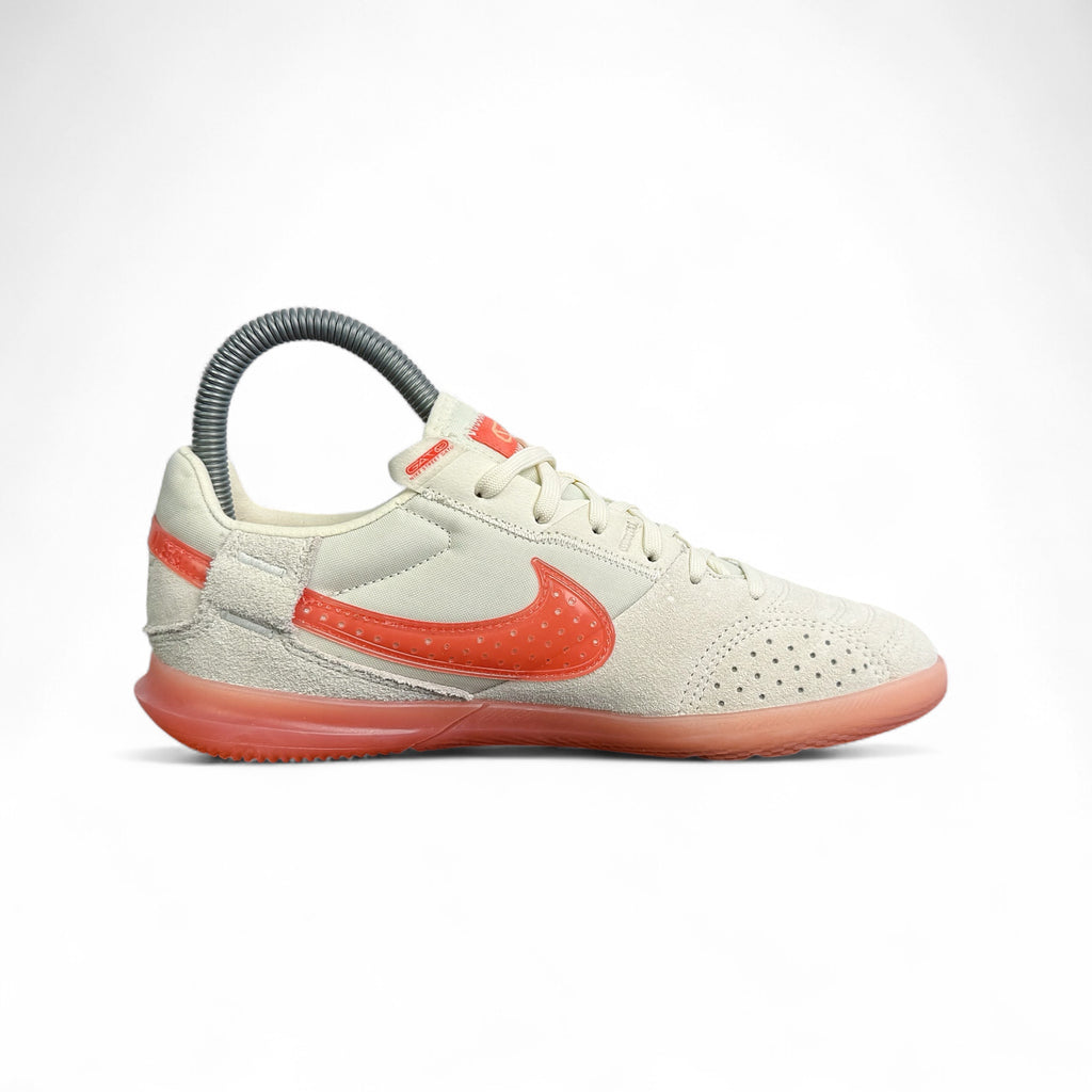 Nike Streetgato JR « Blanc / Apricot Agate »