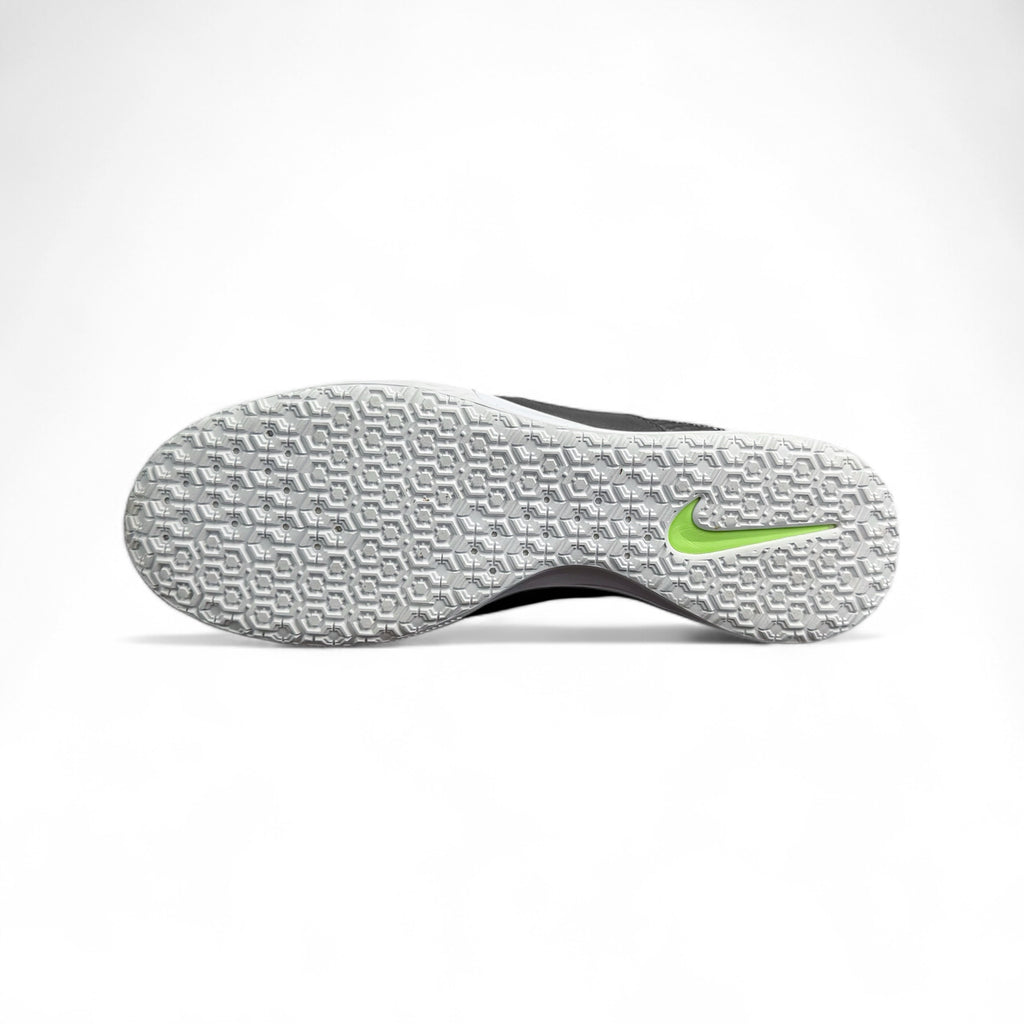 Nike MagistaX Finale IC « Métal »