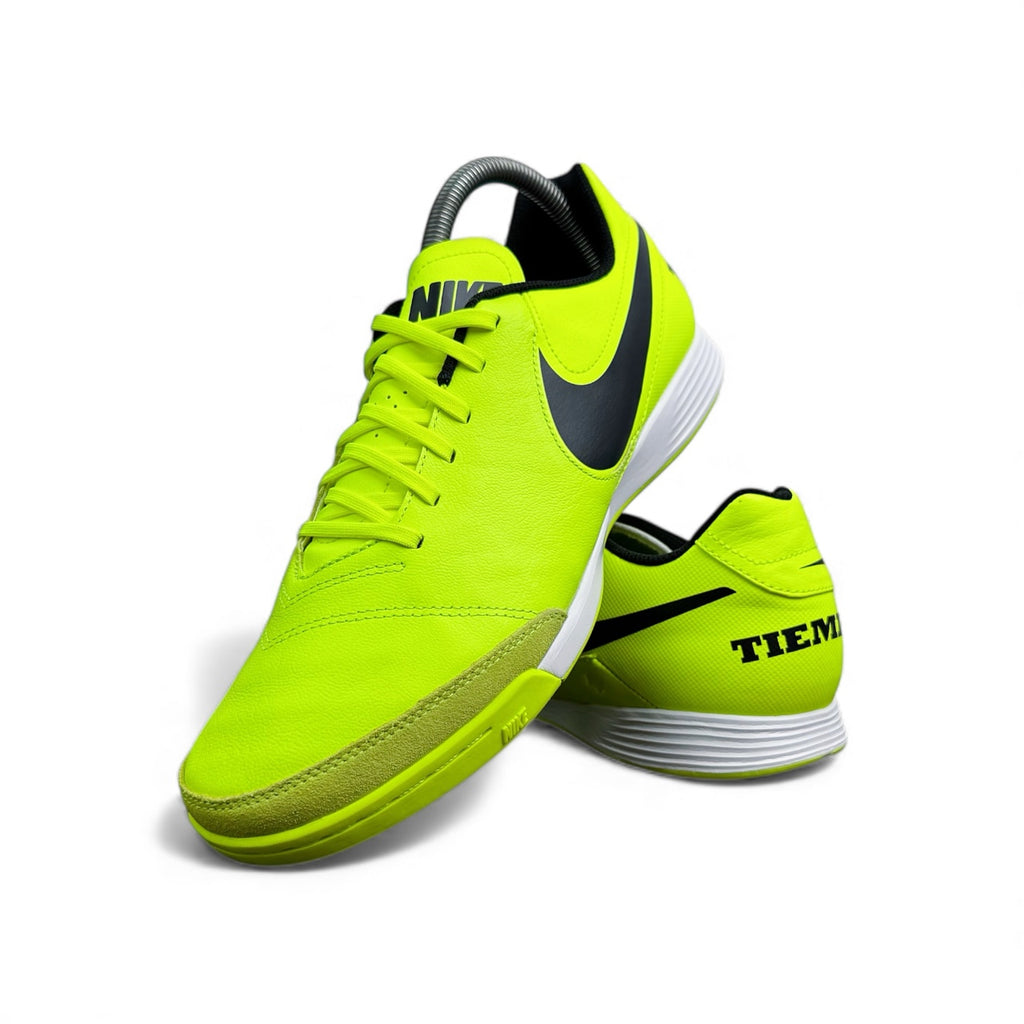 Nike TiempoX Genio II IC « Radiation Flare »