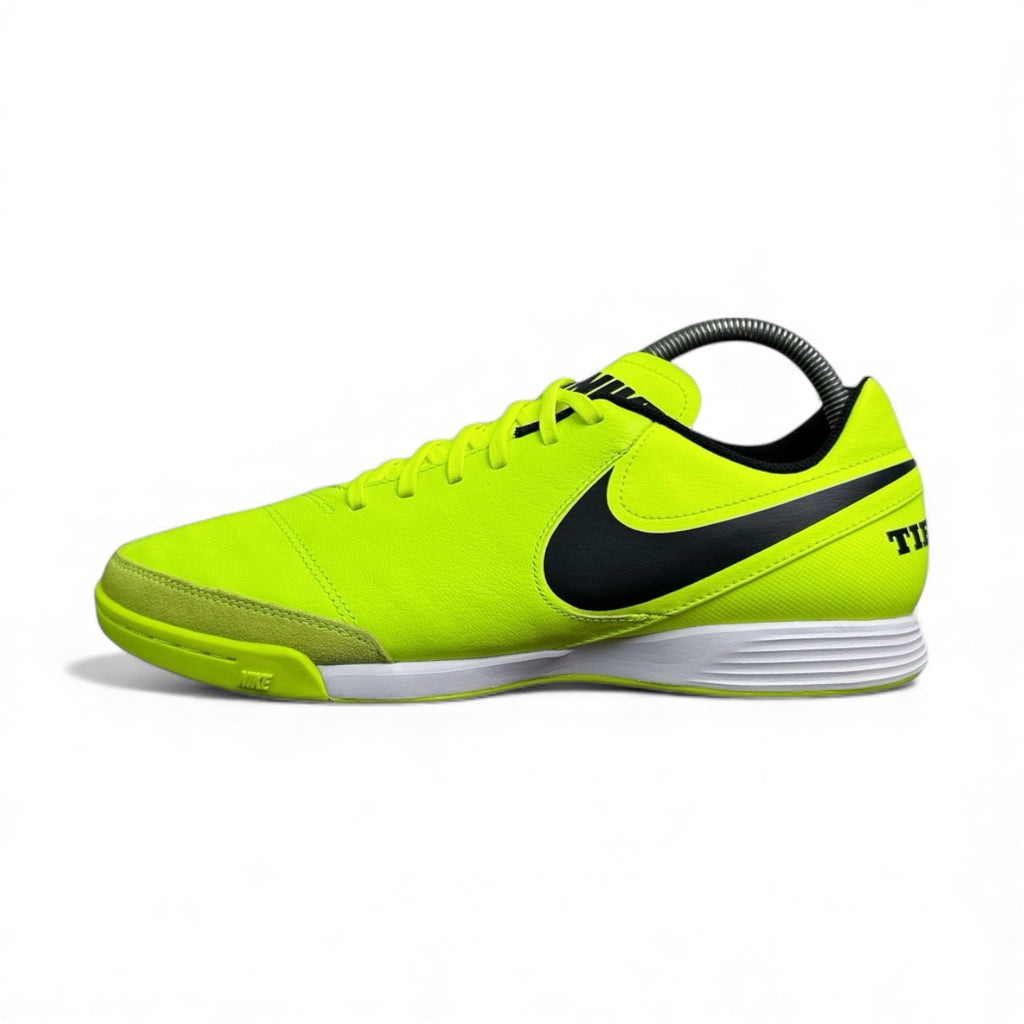 Nike TiempoX Genio II IC « Radiation Flare »
