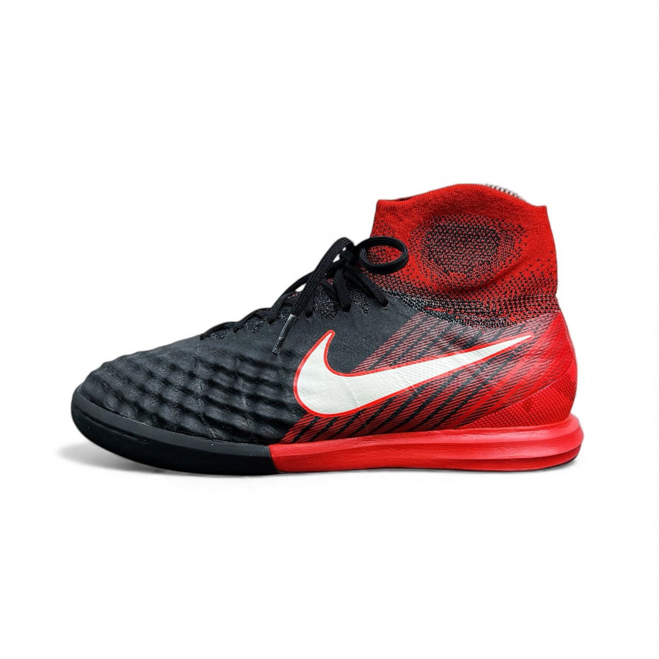 Nike MagistaX Proximo II DF IC «Fire» – SneakersFutsal