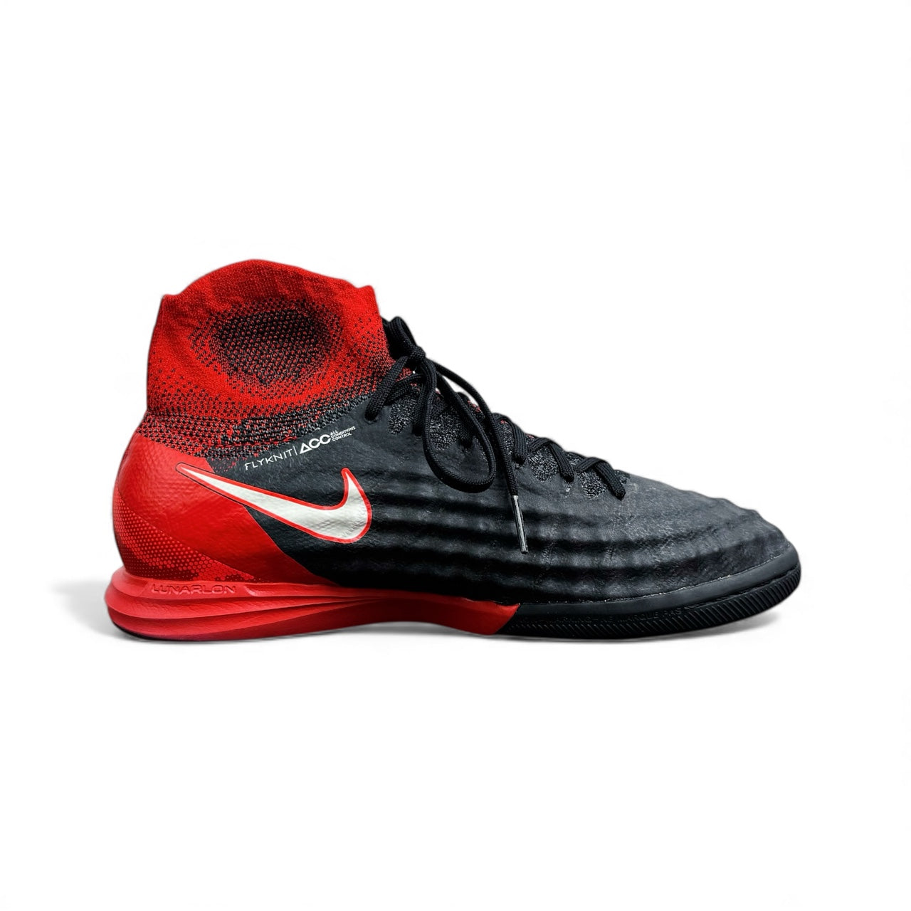 Nike MagistaX Proximo II DF IC «Fire» – SneakersFutsal