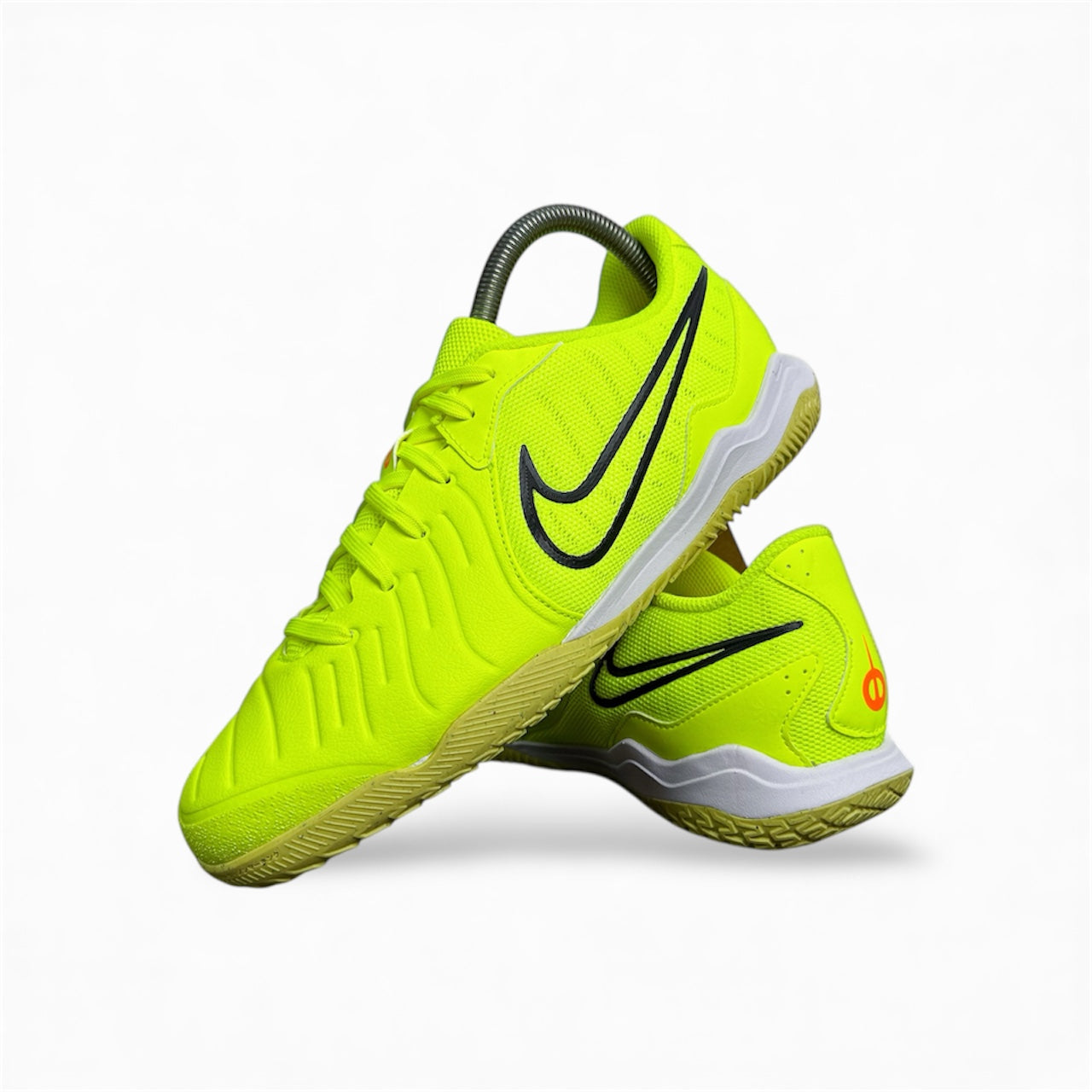 Nike Tiempo Legend 10 Academy IC « Max Voltage »