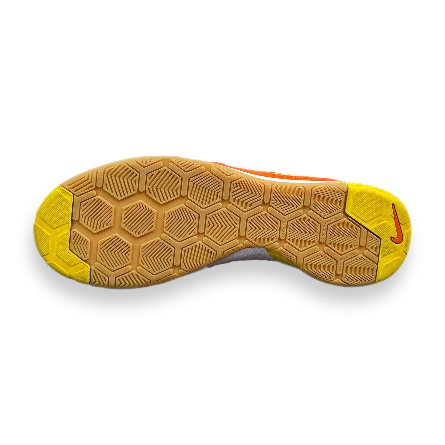 Nike5 Gato