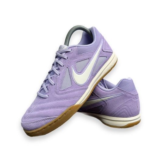 Nike Gato « Hydrangeas »