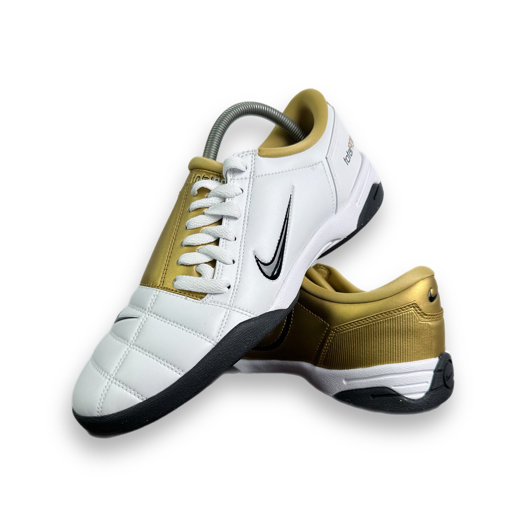 Nike Total90 III SP «White Metallic Gold »