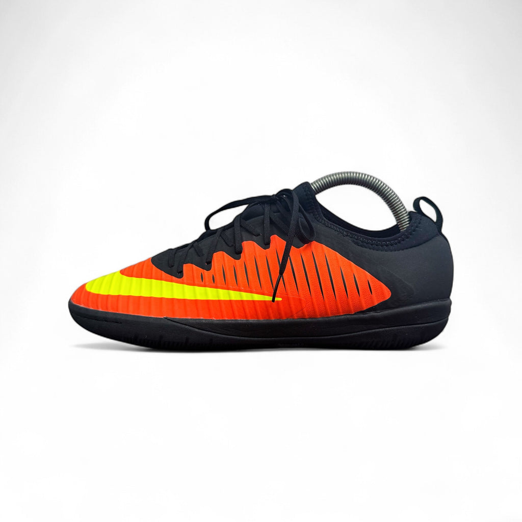 Nike MercurialX Finale II IC “Total Crimson”