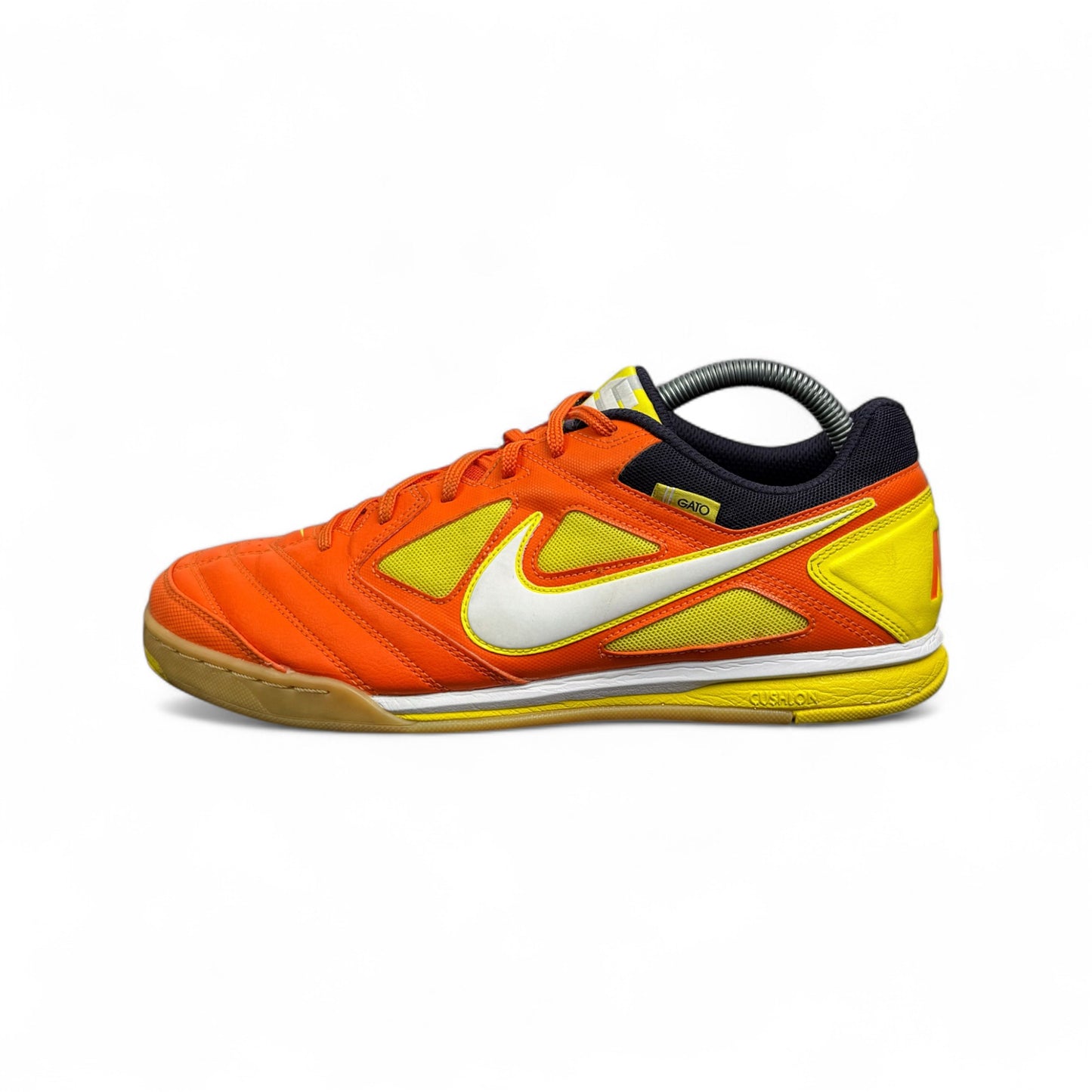 Nike5 Gato